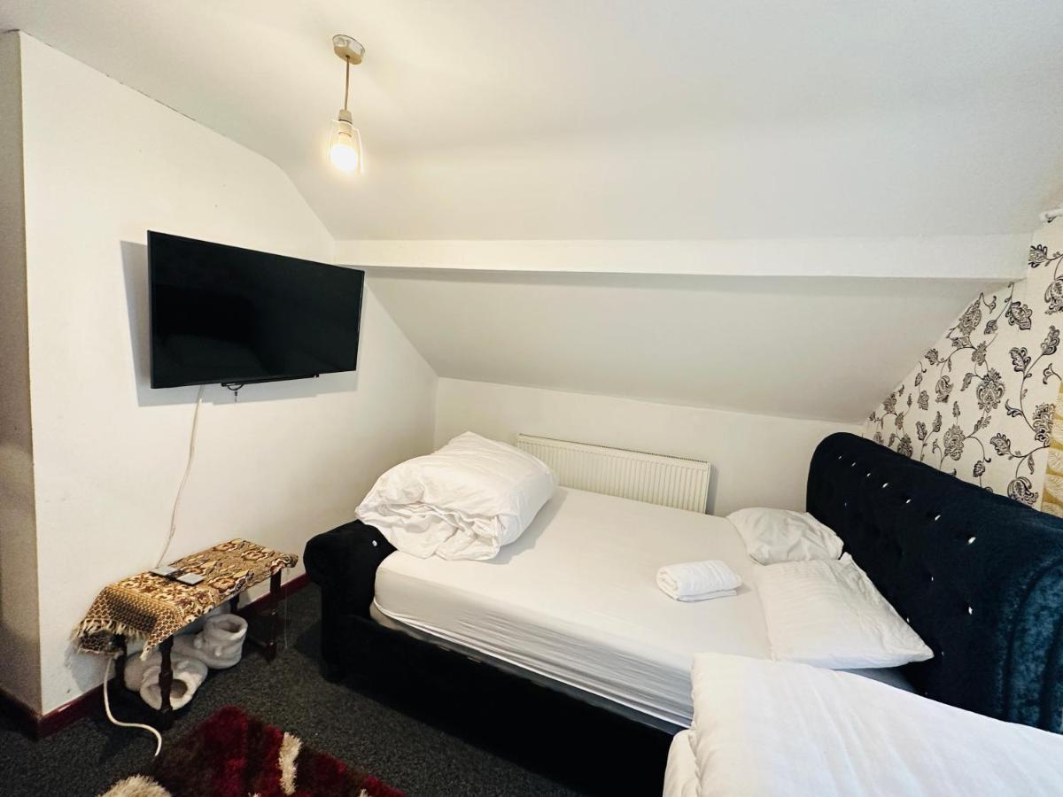 Unique Private Rooms Bolton Dış mekan fotoğraf