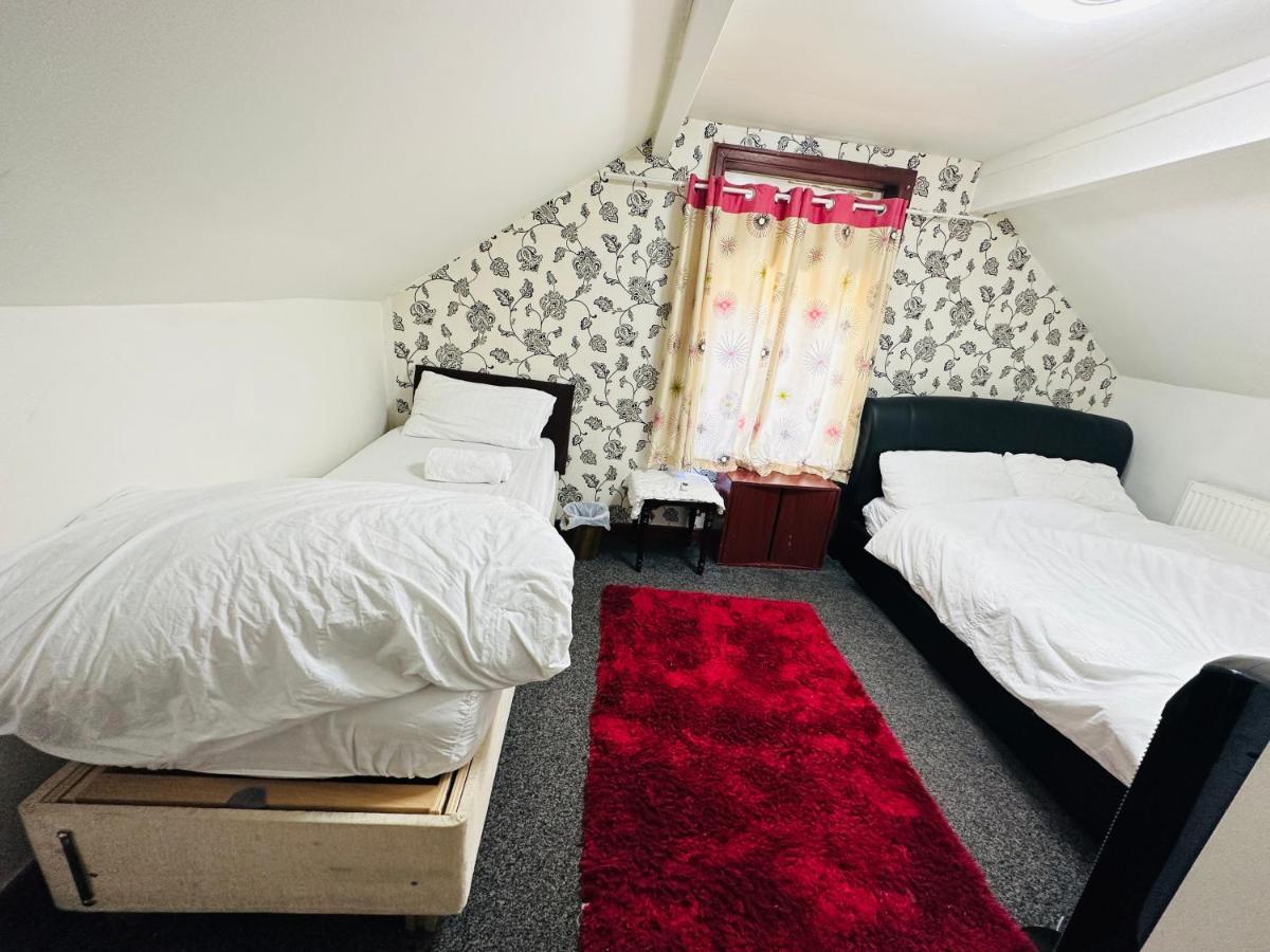 Unique Private Rooms Bolton Dış mekan fotoğraf